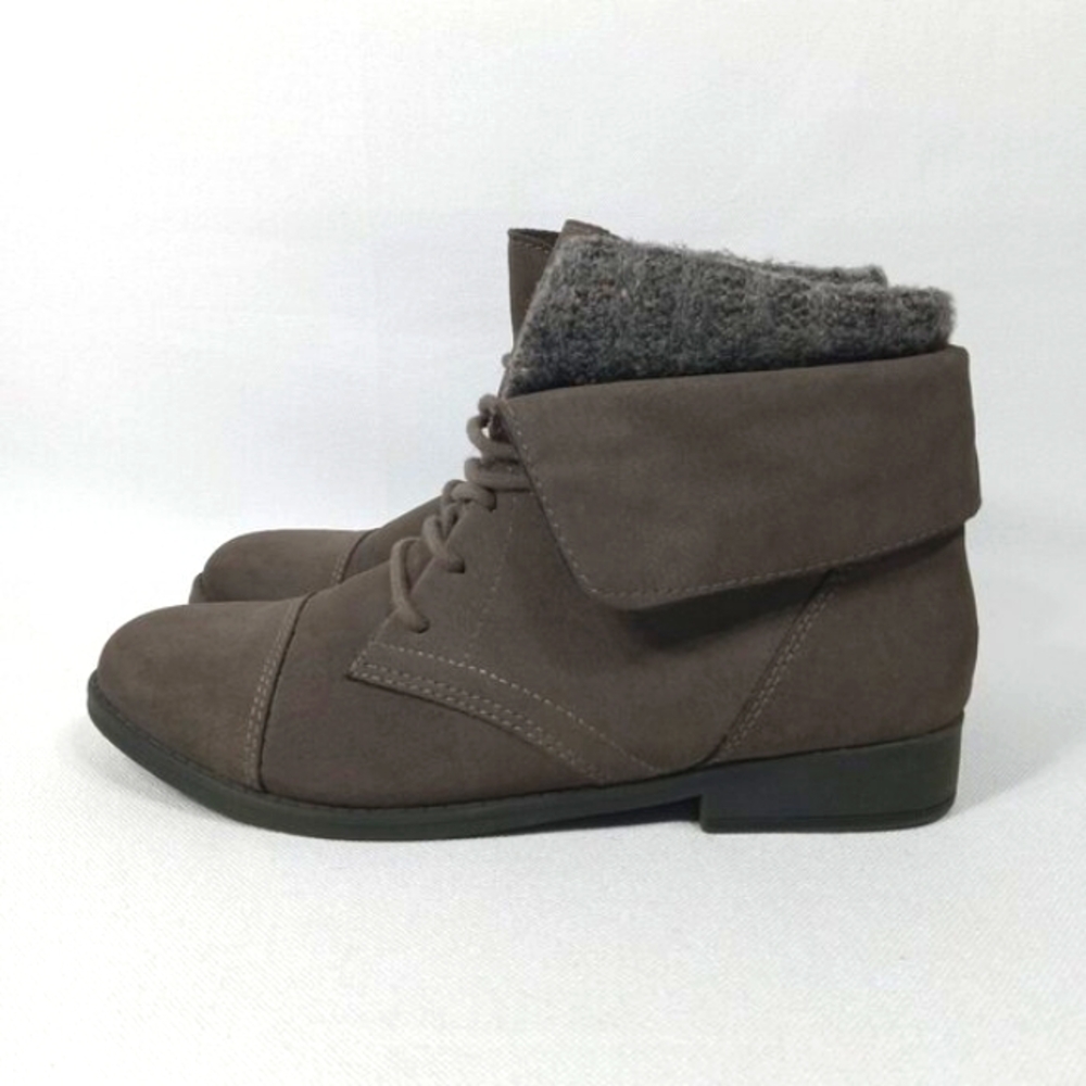 MADDEN GIRL Ruxben Gray Cuff Lace Up Ankle Boots Womens Size 9.5 - Picture 2 of 15